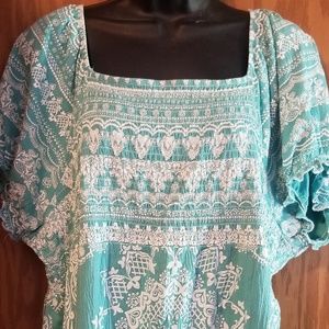 Beautiful Teal Top